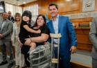 El Gobernador encabezó la primera entrega de audífonos y elementos ortopédicos del 2026
