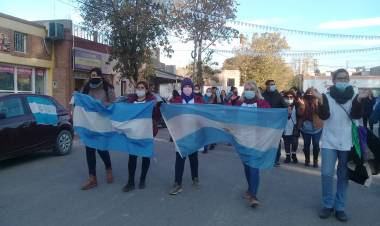 Docentes Jachalleros Autoconvocados: Un reclamo Justo, por un salario digno