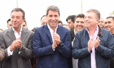 “Lo Primero, es la Familia…!!!: El hijo del Intendente de Jáchal Miguel  Vega y la suegra del diputado Jorge Barifusa a Planta Permanente por Decreto