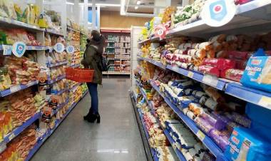 La canasta básica aumentó 7,1% en septiembre: una familia necesitó $128.214 para no ser pobre