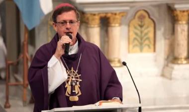 Arzobispo García Cuerva: "No existe peor pobreza que la que priva de la dignidad del trabajo a su pueblo… No se puede vivir a polenta y arroz"