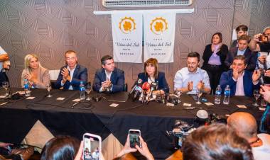 Bullrich firmó un acta compromiso con obras y avances para san juan