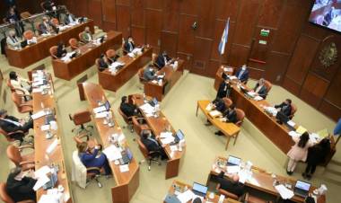 Se conocieron las 14 ternas para los cargos en la Justicia: Una Concejal de Miguel Vega para competir por un lugar en la Segunda Circunscripción Judicial