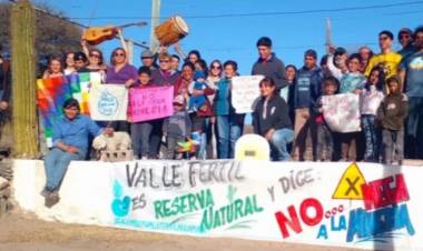 Caravana contra los rompetormentas y exploraciones mineras en Valle Fértil