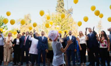 El Gobernador Marcelo Orrego participó en la suelta de globos por el Día de la Lucha contra el Cáncer Infantil