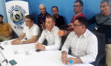 En la Liga Jachallera de Fútbol, Fabián Martín se reunió con dirigentes de entidades deportivas locales