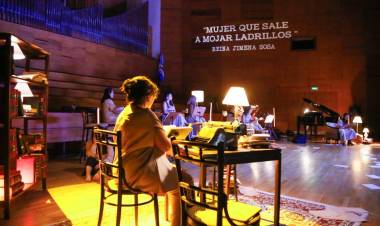 Con una gala de poesía y música se llevó a cabo el inicio de la agenda de actividades por el Mes de la Mujer