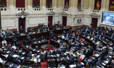 Diputados dio media sanción a una nueva fórmula de movilidad jubilatoria, pero el presidente Milei anticipó que la vetará
