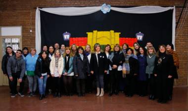 La primera jornada del Plan de Alfabetización  convocó a toda la docencia sanjuanina