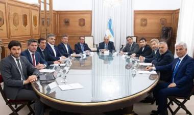 Gobierno recibió a gobernadores de Juntos por el Cambio
