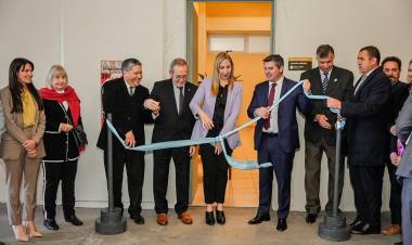El Gobernador Marcelo Orrego inauguró el Archivo del Ministerio de Gobierno