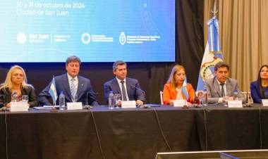Orrego presenció la apertura del VI Plenario del Consejo Federal de Relaciones Exteriores y Comercio Internacional