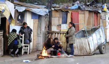 Según la UCA, la pobreza llegó al 49,9% en el tercer trimestre
