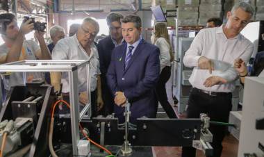 El Gobernador Orrego participó del lanzamiento de una nuevalínea de producción de Rivulis Argentina
