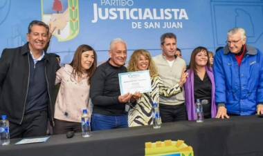 El Justicialismo, la grieta  y el pronóstico de los propios