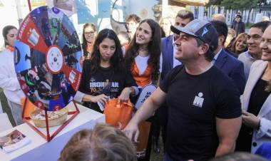 Orrego participo de la Expo IronMan 70.3 en San Juan