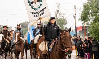 El gauchaje rinde honor a la Difunta Correa con su tradicional Cabalgata de la Fe