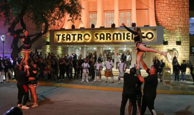 Un clásico renovado: el Teatro Sarmiento reabre sus puertas con una imagen moderna y respetuosa de su historia