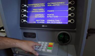 Los empleados públicos tendrán acreditados sus haberes el sábado 31 de mayo