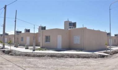 Conocé quiénes fueron los ganadores del sorteo de viviendas del IPV: La lista completa de los preadjudicatarios de Jáchal