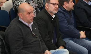 Hubo una alerta previa: advirtieron que la empresa vinculada al primo de Uñac ofrecía caños más caros y sin "respaldo técnico" para el Acueducto
