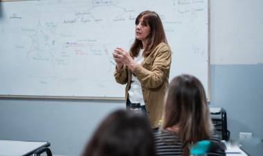 Educación informa el cronograma de inscripción anual en departamentos alejados