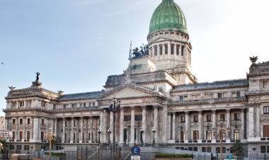Elecciones Legislativas: cuántas bancas pone en juego cada bloque, en Diputados y Senadores