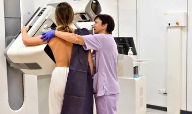 Salud invita a la Noche de las Mamografías