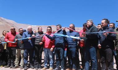 El gobernador Orrego y autoridades chilenas habilitaron el Paso de Agua Negra