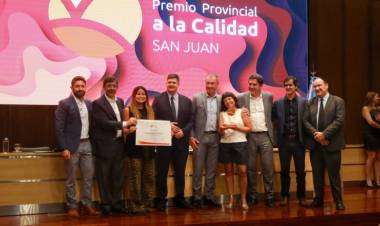 Se entregó el Premio Provincial a la Calidad 2025, en un acto que celebró la excelencia en la gestión