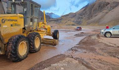 La Dirección Provincial de Vialidad realiza relevamientos y trabajos en rutas y caminos por intensas lluvias