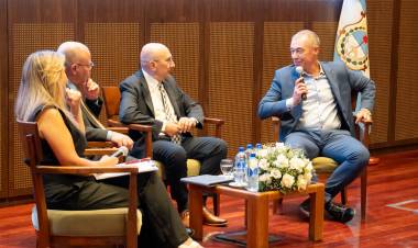 Cámara de Diputados: El vicegobernador Fabian Martín participó en la presentación de dos libros