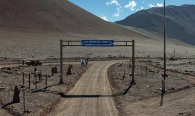 El Paso Internacional de Agua Negra modificó sus horarios desde el 5 de abril