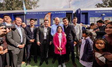 Más servicios y trámites cerca de los vecinos:  Orrego recorrió el operativo San Juan Cerca en Cañada Honda