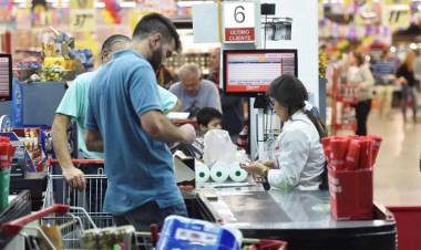 En abril la inflación fue de 2,6% y una familia tipo necesitó $1.469.768 para no ser pobre
