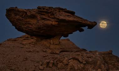 La magia de la luna llena vuelve a iluminar Ischigualasto