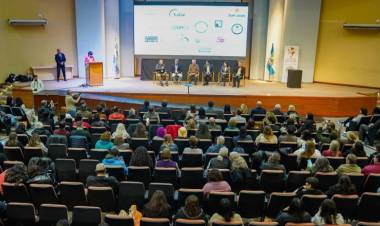 Con más de 300 participantes, comenzó el Congreso Federal de Guías de Turismo de Argentina
