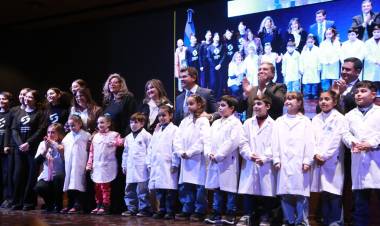Orrego destacó los avances educativos y reconoció a quienes impulsan la construcción del San Juan del futuro