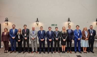 Orrego presentó la Fiesta Nacional del Sol 2026 en Buenos Aires y posicionó a San Juan como un polo de negocios ante el mundo