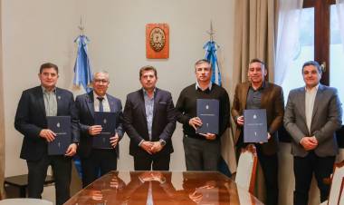 Orrego designó al nuevo subjefe de la Policía y confirmó al director de Protección Civil