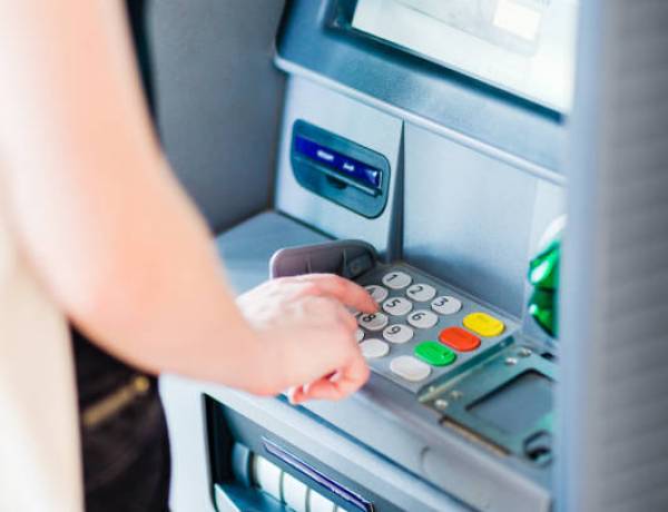 Los empleados públicos tendrán acreditados sus haberes el 30 de agosto