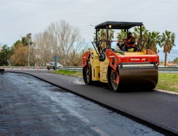 Repavimentan accesos en Circunvalación para mejorar la seguridad vial