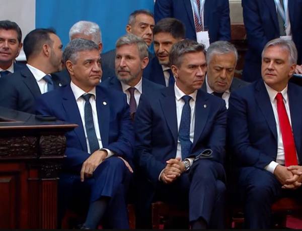 El Gobernador Orrego participó de la apertura de sesiones en el Congreso de la Nación