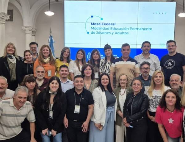 San Juan participó en la Mesa Federal de Educación de Jóvenes y Adultos