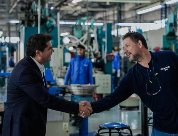 Con una visita a Taranto, Orrego reafirmó su compromiso de acompañar a empresas que confían en San Juan