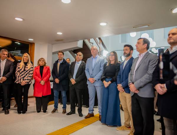 La Noche de las Leyes acercó la historia legislativa a la comunidad