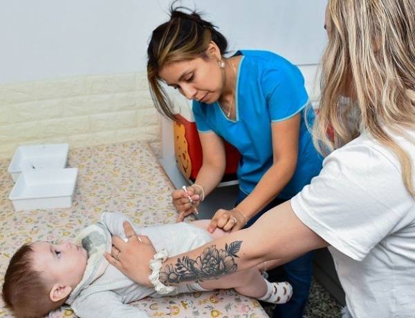 San Juan refuerza la salud infantil con una estrategia inédita para prevenir cuadros respiratorios graves