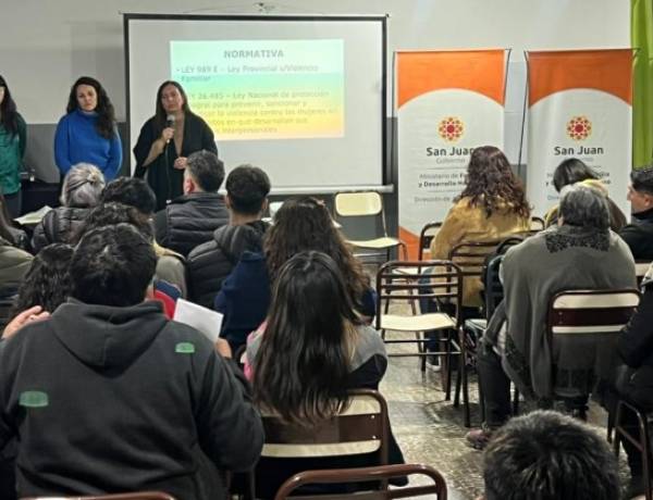 Impulsan en Valle Fértil la concientización sobre violencia de género, bullying y grooming en ámbitos educativos