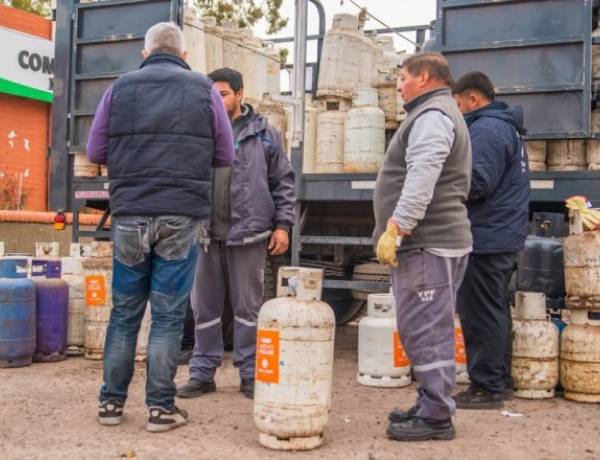Garrafa Hogar visita Jáchal, Angaco, Sarmiento, Pocito, San Martín y Zonda