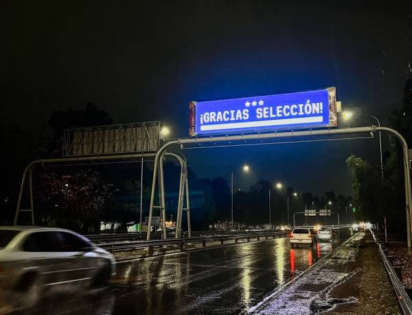 San Juan bancó a la Selección Argentina y le agradeció en todos los carteles de avenida Circunvalación